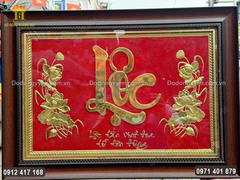 Khung tranh bằng Composite mỏng nhẹ